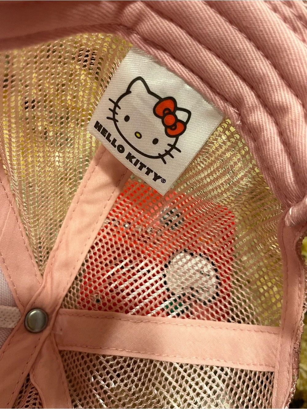 Hello Kitty playful hello